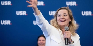 Elena Lasconi este noul președinte al USR: „Îmi voi depune candidatura pentru preşedinţia României”