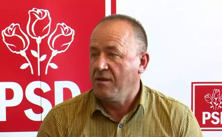 Proprietari de sclavi în România: Un fost primar a fost arestat pentru că ar fi sechestrat mai multe persoane, pe care le-a forțat să muncească pe moșia sa !