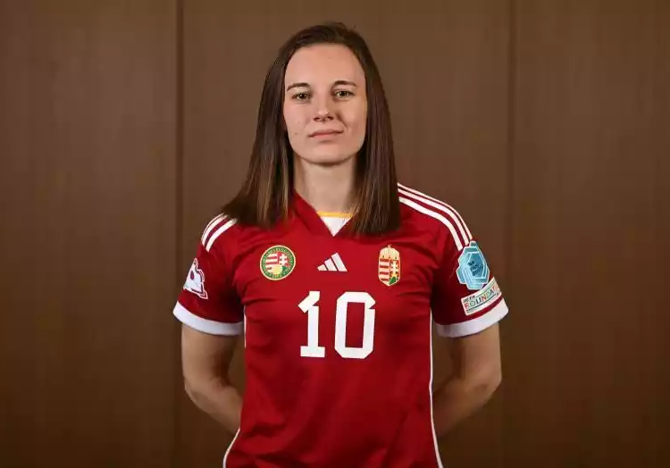 Scandal rasist: o sportivă din Ungaria a insultat un arbitru român şi a postat mesajul: „Urâm România de rahat!”