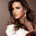Violonista româncă Rusanda Panfili, în duet cu Andrea Bocelli pe scena Arenei Oradea
