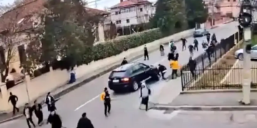 Dacii Liberi : Perpejan, Aramis, Raimond sunt raniti, iar Said si Izvor au murit
