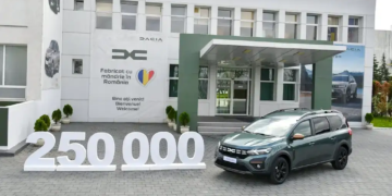 Uzina Automobile Dacia din Mioveni a asamblat modelul Jogger cu numărul 250.000