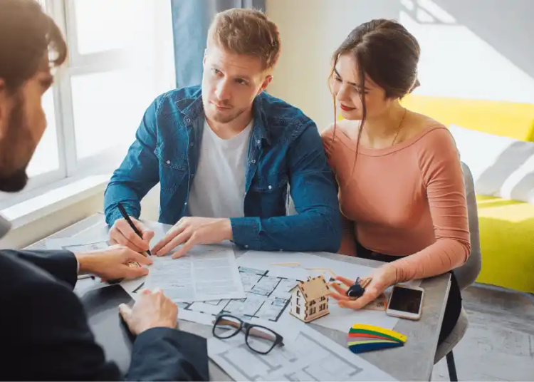 Cum te poate ajuta un agent imobiliar să găseşti locuinţa ideală