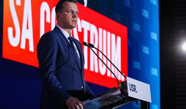 Ionuț Moșteanu, deputatul USR nominalizat la Apărare: Voi fi partenerul profesioniştilor din armata română