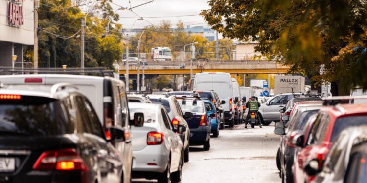 Șoferii care vor plăti mai mult după eliminarea plafonării RCA și localitățile în care tarifele ar putea să scadă