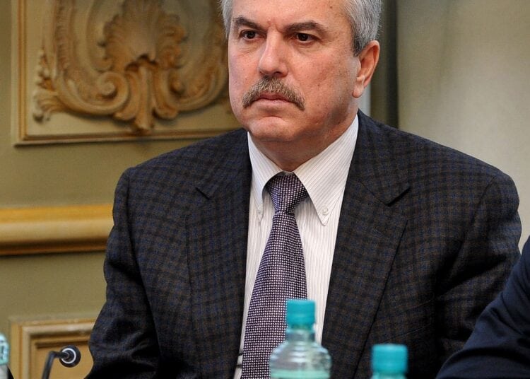 Europarlamentarul Dan Nica cere explicații: „Românii plătesc de patru ori mai mult la energie decât alți europeni. Ce fel de piață unică este aceasta?”