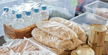 Comisia Europeană cere statelor UE să facă provizii de alimente, medicamente, generatoare și materii prime. Care este explicația
