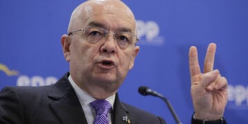 Emil Boc, reacție furioasă la adresa USR: „La nivel național sunteți cu TVA în gură, local vreți totul gratis”. Ce spune Claudiu Năsui