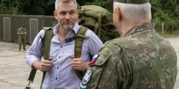 Președintele Slovaciei și ministrul Apărării fac două săptămâni de pregătire militară. „Nu vom beneficia de vreun tratament special”