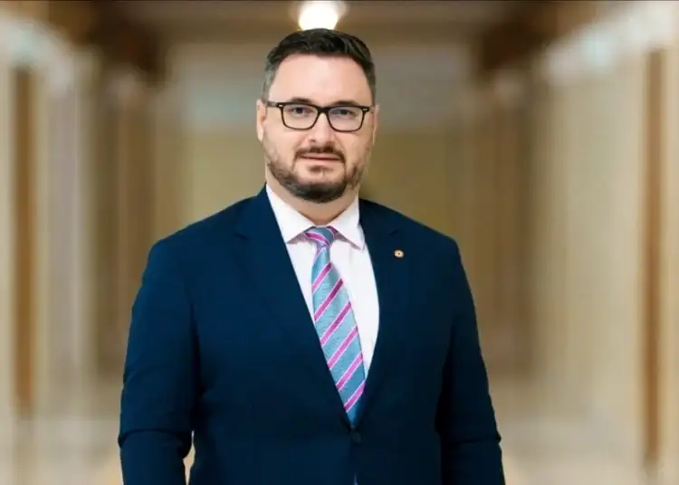 Tanasă o desființează pe Oana Țoiu, după apariția de la TVR Info: „O ruşine, un amatorism cras şi o lipsă totală de pregătire”