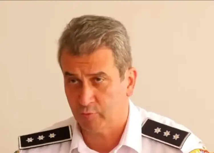 Șeful IPJ Mehedinți, schimbat din funcție după ce a fost prins cu 109 km/h în localitate. Este cercetat de DNA după ce a încercat să facă presiuni asupra polițiștilor rutieri