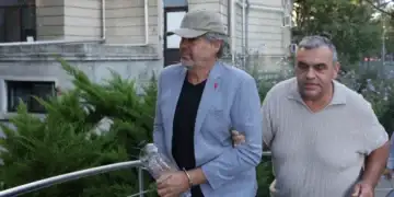 Proprietarul companiei aeriene FlyLili și partenerul său de afaceri, plasați sub control judiciar. Cei doi sunt acuzați de evaziune fiscală