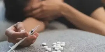 Cât durează tratamentul și reabilitarea de dependență de droguri?