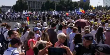 Angajații din guvern sesizează instituțiile europene, acuzând Executivul de „tentative de intimidare, presiuni politice și retorică ostilă”