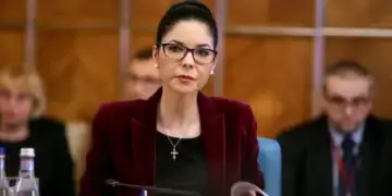 Ana Birchall, acuzată că s-ar fi oferit să devină agent CIA în schimbul unei funcții importante în România. Reacția fostului consilier prezidențial: „O minciună”
