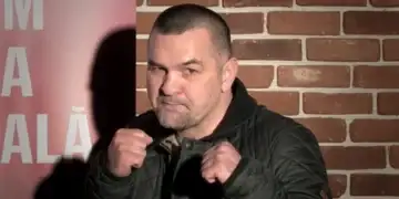 Leonard Doroftei le-a aplicat o directă în bărbie celor care îl acuză că s-a vândut Armatei. Fostul campion mondial și-a motivat alegerea