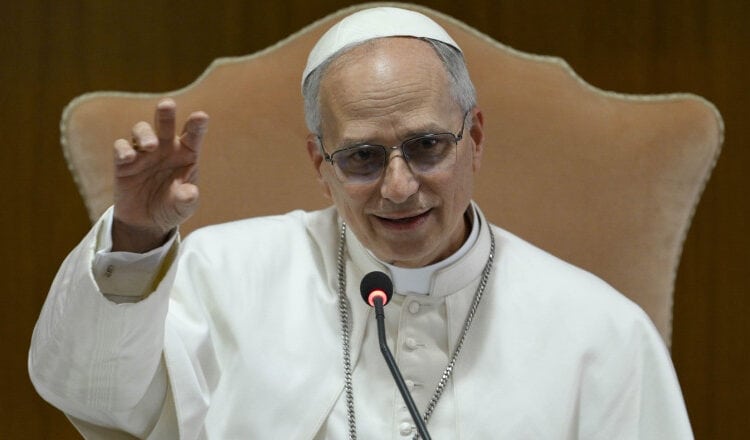 Papa Leon intervine în dezbaterea privind avortul, care agită Biserica Catolică din SUA: ce însemană să fii pro-viață