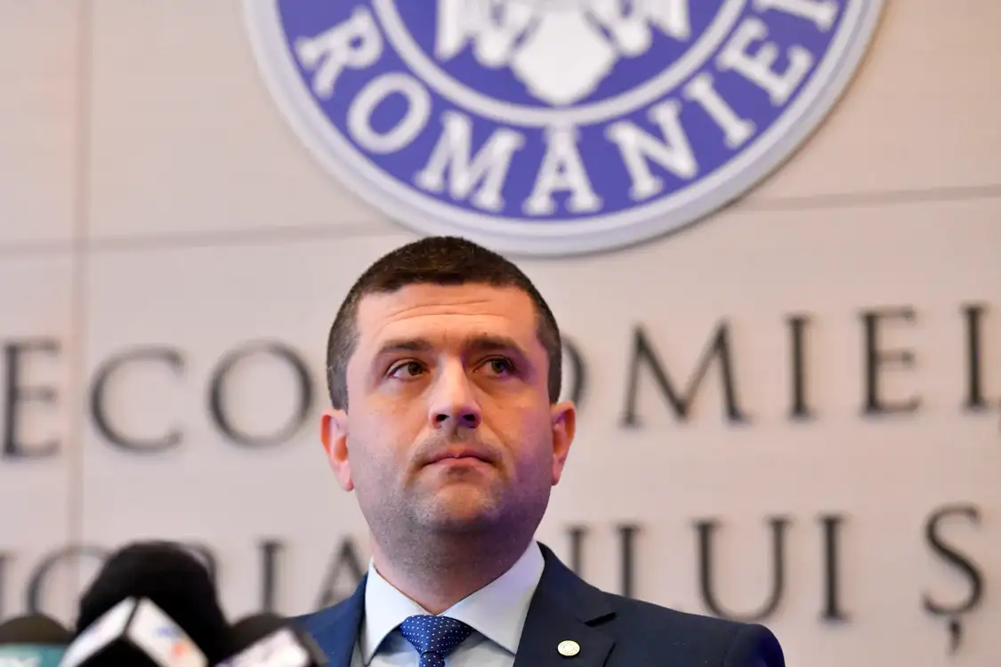 „Nu poţi fi şi pe cal, şi în căruţă”. Radu Miruţă precizează că Ilie Bolojan nu va merge să dea explicaţii în Parlament