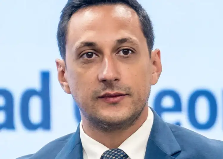 Unificarea Capitalei. Fostul europarlamentar Vlad Gheorghe vrea să renunțăm la sectoare și la județul Ilfov