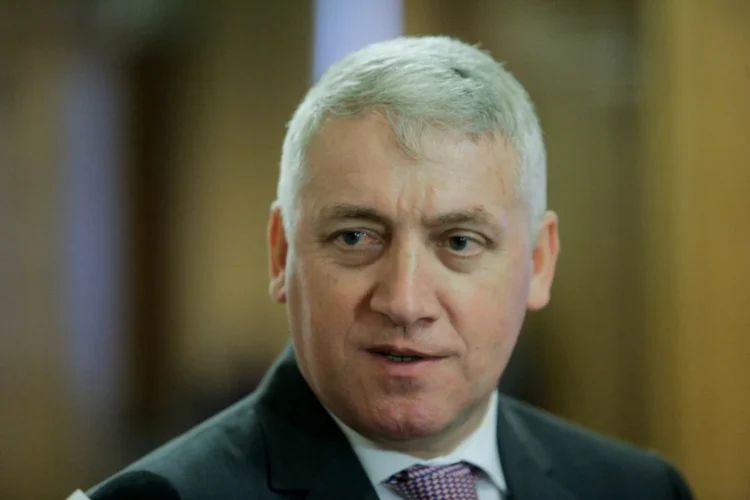 Cine este Adrian Țuțuianu, vehiculat de PSD pentru șefia AEP: unul dintre puținii lideri social-democrați care i s-au opus lui Liviu Dragnea