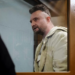 Un director de agenție de turism, găsit vinovat de „extremism LGBT” în Rusia, la un an după moartea sa în detenție