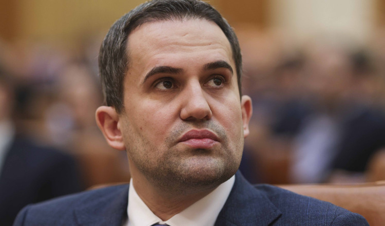Replica lui Ciprian Șerban după ce la Aeroporturi București s-au aprobat indemnizații de 27.000 de lei: „E dublu față de cât iau eu”