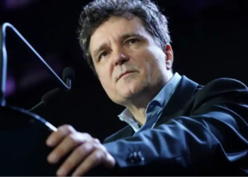 Președintele Nicușor Dan a mințit cu nerușinare în legătură cu avioanele F-18 din Elveția și a făcut de rușine România!