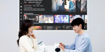 Samsung dezvăluie Freestyle+ înainte de CES 2026, prezentând un proiector portabil mai inteligent, bazat pe inteligență artificială