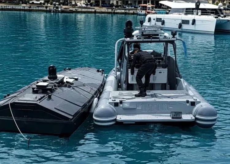 Descoperirea unei drone navale ucrainene în Grecia ridică temeri privind extinderea războiului hibrid în Mediterana. Dronele îi sperie și pe prietenii din zona Mării Baltice ai Ucrainei
