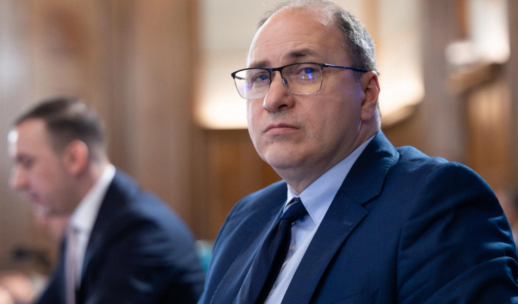 Salariile profesorilor. Mihai Dimian: „Li s-au promis multe în timpul grevelor. Sunt 7 forme ale legii salarizării, niciuna agreată”