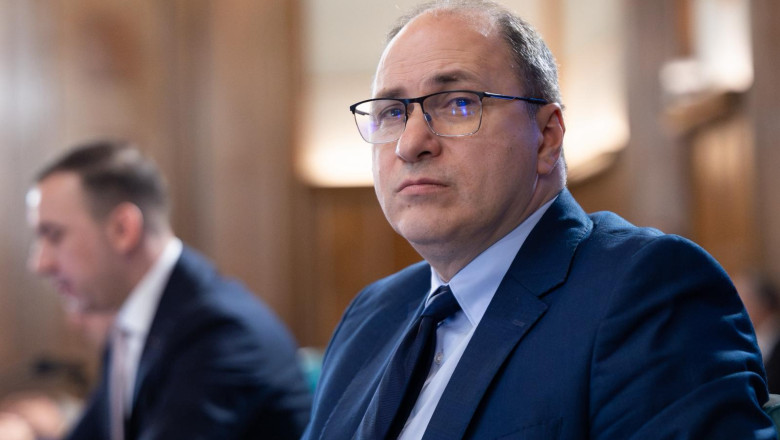 Salariile profesorilor. Mihai Dimian: „Li s-au promis multe în timpul grevelor. Sunt 7 forme ale legii salarizării, niciuna agreată”