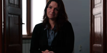 Larisa Butnariu, vocea unei supraviețuitoare: „Statul român este dușmanul copiilor și complice la traficul de persoane”