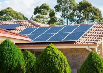 (P) Finanțarea în rate pentru panouri fotovoltaice: cum funcționează și ce trebuie verificat înainte de semnare